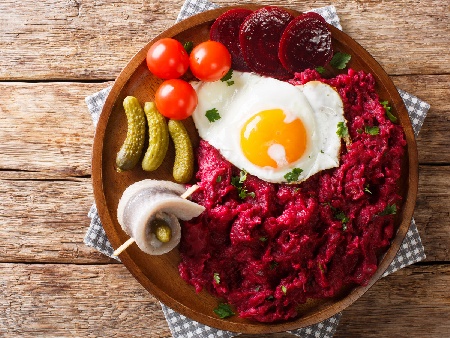 Немски лабскаус от говеждо месо и картофи - снимка на рецептата Немски лабскаус от говеждо месо и картофи - снимка на рецептата
